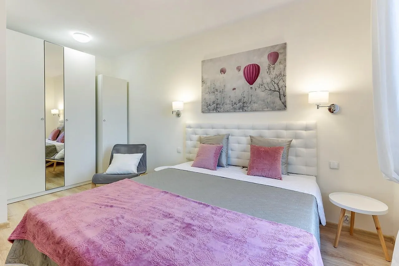 Old Town Gardens Modern Apartment Gdansk